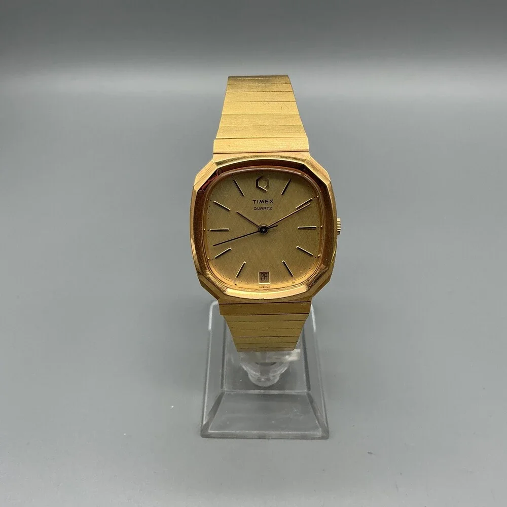 Vintage Timex Q Mens Watch 32mm Gold Dial Gold Tone Date 1980's New Battery